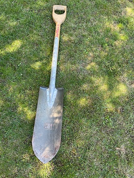 Slungspade med planslipat blad Wedevåg