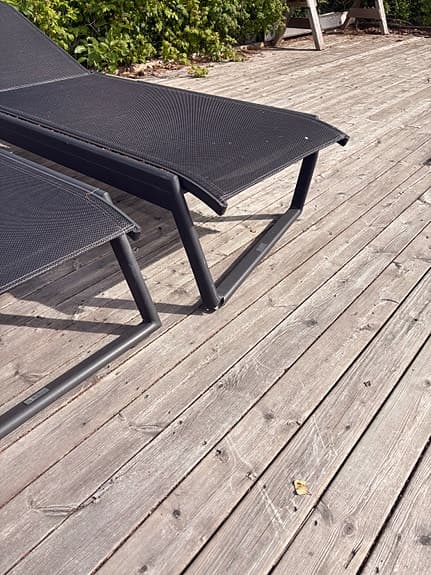 Två solsängar från Comfort Garden