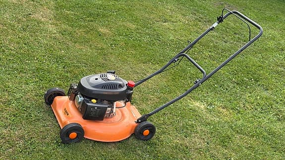 Selekta 4750S gräsklippare