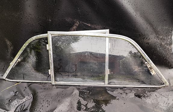 Volvo 140 / 242  sidofönster