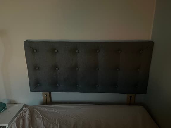 IKEA sänggavel grå