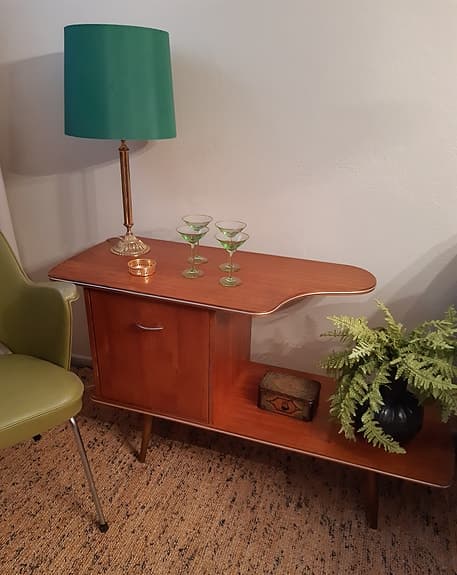 Ovanligt teak bord hylla sideboard barbord 50 tal Retro