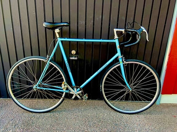 Crescent landsvägscykel 28"