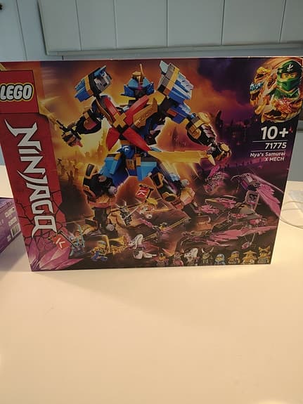 LEGO Ninjago set 71775 mech med figurer