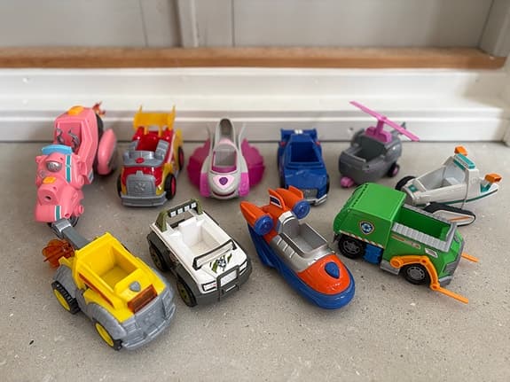 Paw Patrol lekset med utsiktstorn, fordon och figurer
