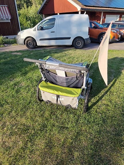 Thule Chariot cykelvagn grön