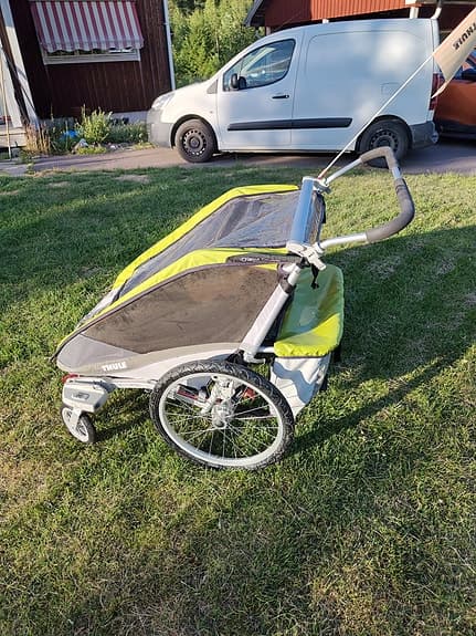 Thule Chariot cykelvagn grön