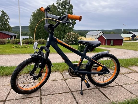 Crescent brokk barncykel 16" svart/orange