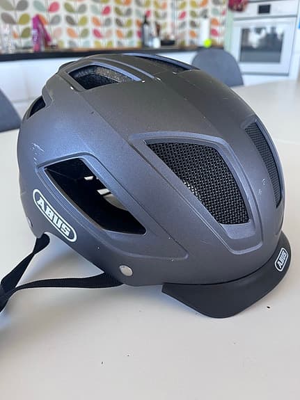 Abus Hyban 2.0 cykelhjälm M grå