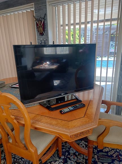 LG 32LS570T 32" LED-TV svart