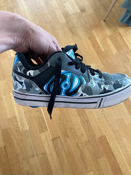 Heelys rullskor kamouflage blå
