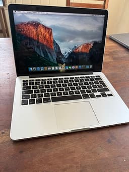 Macbook Pro 13" (2015)