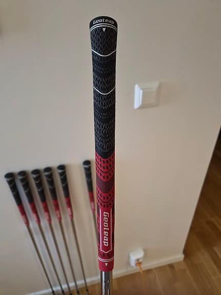 Golfset Cobra King LTDx one lenght, Taylormade Stealth 2 plus. Odyssey white hot