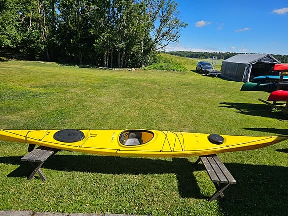Havskajak och utrustning säljs