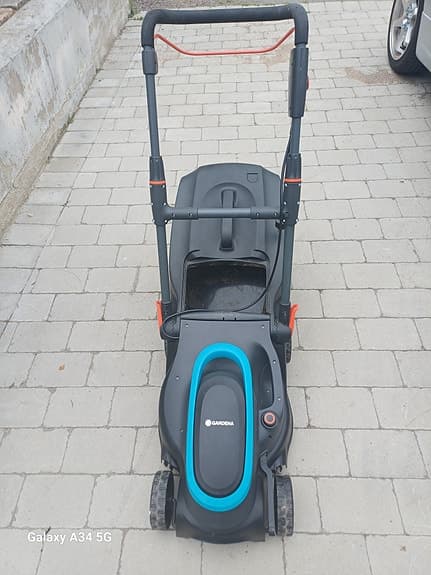 Elgräsklippare sladdriven