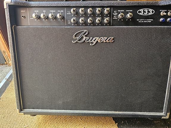 Bugera 333 Infinium 120 Watt Gitarr Combo Förstärkare