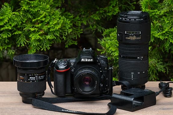 Nikon DSLR fullformat-paket med 80-200 2,8. 28-105 3,5-4,5,  50 1,8 och D750