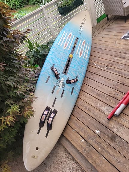 Fanatic 160L vindsurfingbräda med mast, segel bom etc