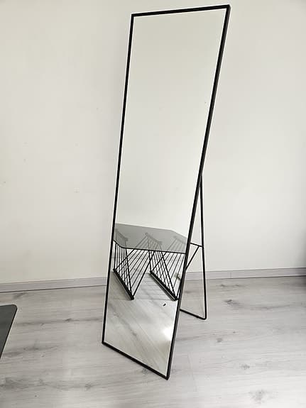 IKEA spegel golvspegel helkropp