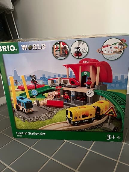 BRIO World Central Station tågset
