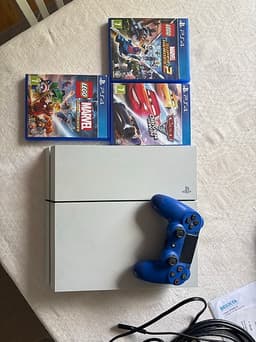 Sony PlayStation 4
