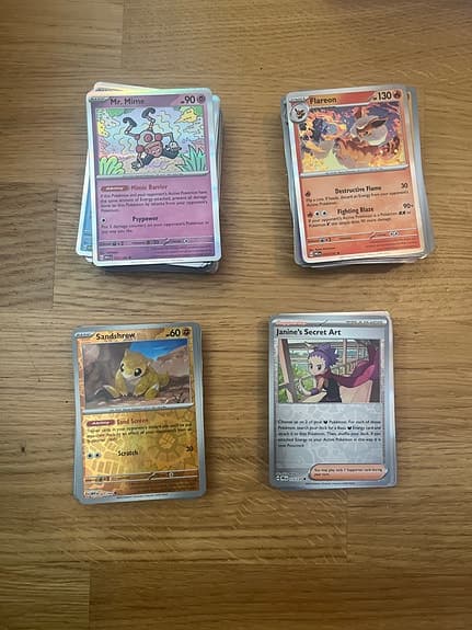 Pokémonkort blandat parti med holo bulk 200