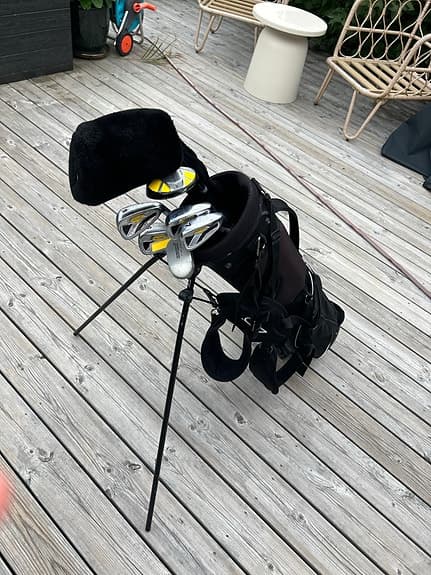 Golfset openklubbor plus driver och ny bag