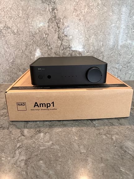 NAD Amp1