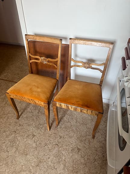 Unik Art Deco-matgrupp med handskurna lejontassar (1920/30-tal)