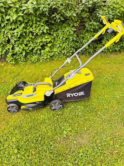 Ryobi elgräsklippare RLM15E36H