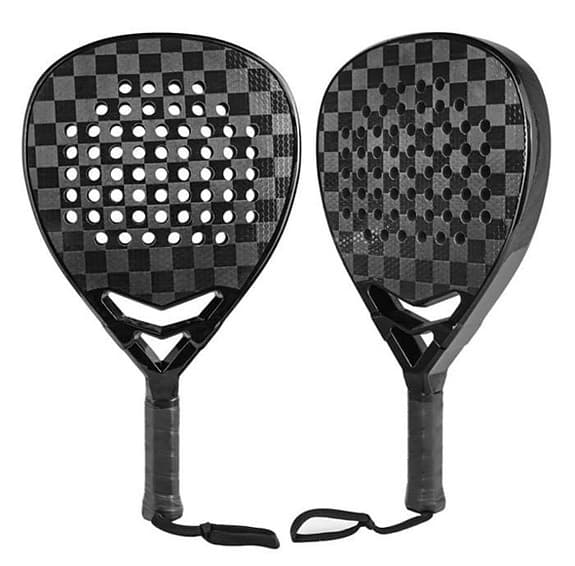 Lagerrensning- Padelracket All Black by i fodral