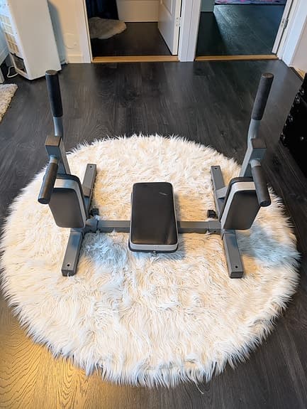 Dips ställning till vägg