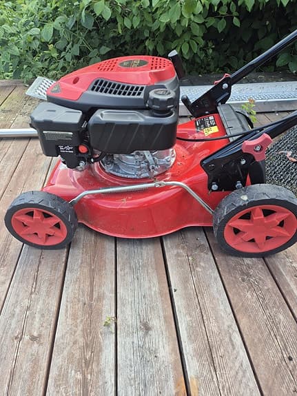 Fynda!! Meec SE130 bensindriven gräsklippare röd
