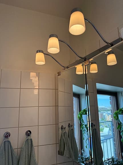 Badrumslampa ny i kartong. Coni By Rydéns