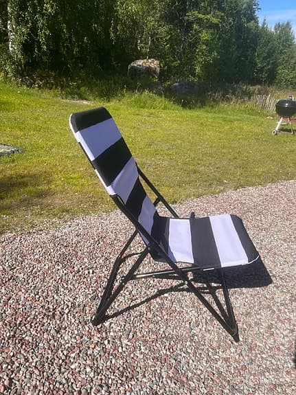Hopfällbara randiga solstolar svart/vit - NY