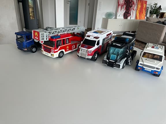 Playmobil polis brandbilar och utryckningsfordon set