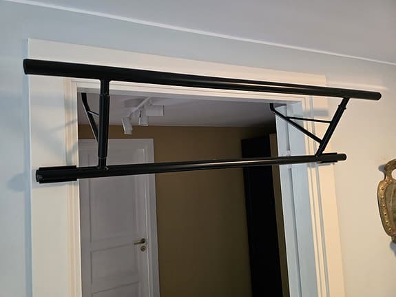 chinsstång/Pull up bar
