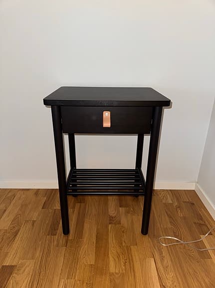 Sängbord från IKEA Björksnäs