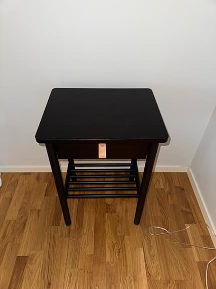 Sängbord från IKEA Björksnäs