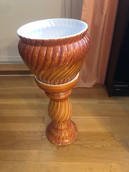 Jättefina orangfärgad PIEDESTAL /KRUKA av porslin