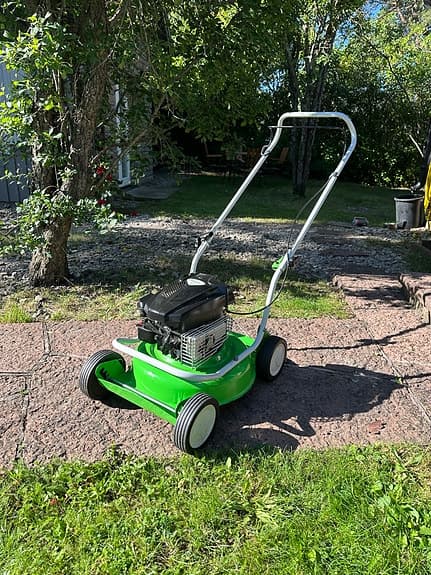 Viking MB 2 R gräsklippare
