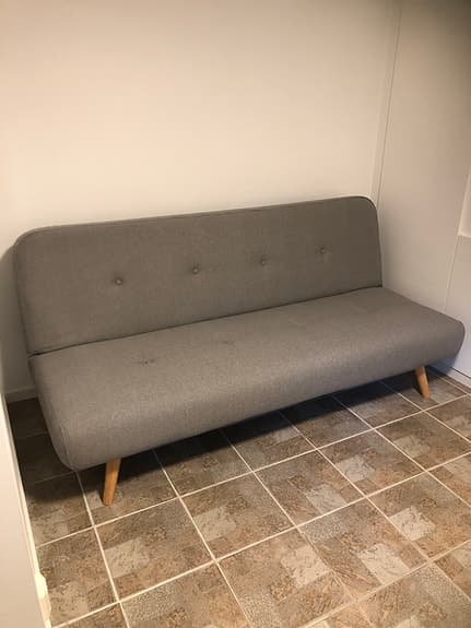 Stilren bäddsoffa i nyskick! JUVRE från Jysk