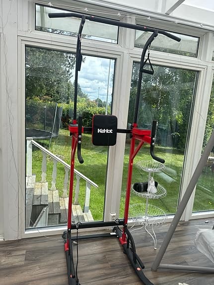 Kikfit power tower dips- och chinsställning röd/svart