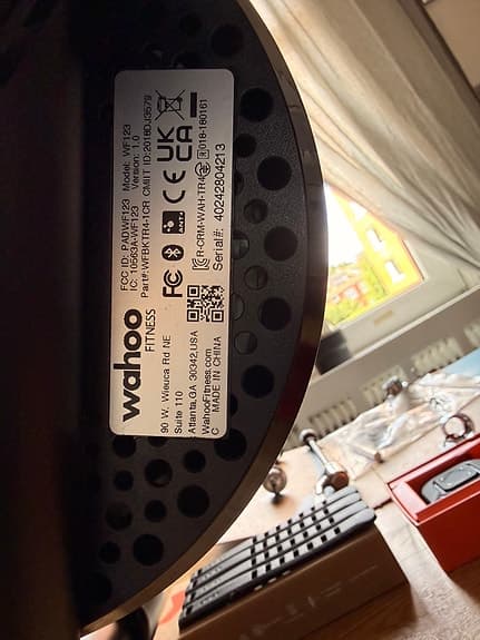 Wahoo KICKR Core cykeltrainer med Zwift Click V2