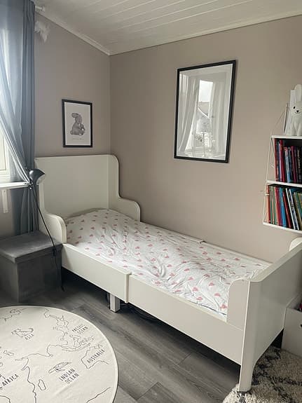 IKEA vit växasäng inklusive madrass