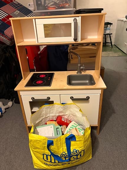 IKEA leksakskök med tillbehör