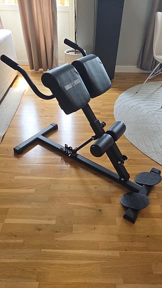 Rygglyftsbänk / Hyperextension