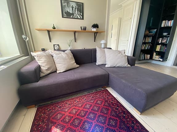Bäddsoffa med divandel, får hämtas av köparen