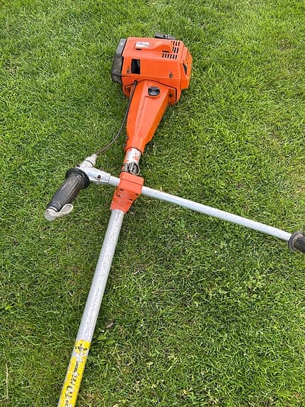 Husqvarna röjsåg orange