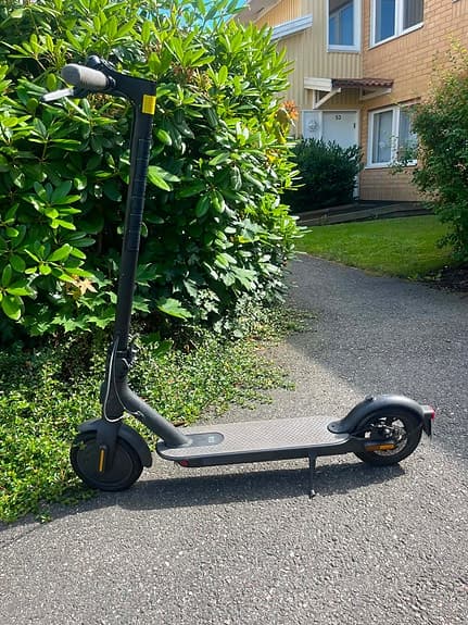 Xiaomi elsparkcykel svart